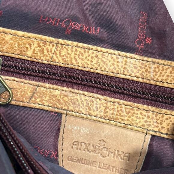 ANUSCHKA Women’s Multicolor Hand-Painted Genuine Leather Shoulder Bag - Picture 3 of 6